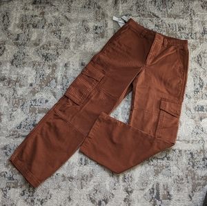 *SOLD* BNWT TNA Chambers Cargo Pants